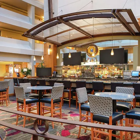 Doubletree Suites By Hilton Seattle Airport/Southcenter-3