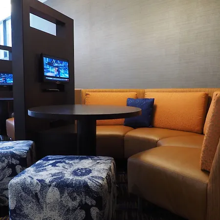 Courtyard By Marriott Columbus West/Hilliard-3