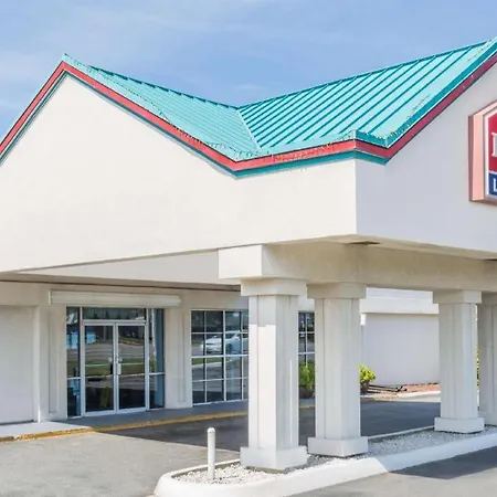 Ramada Limited Norfolk-3