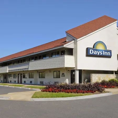 Days Inn By Wyndham Overland Park-3