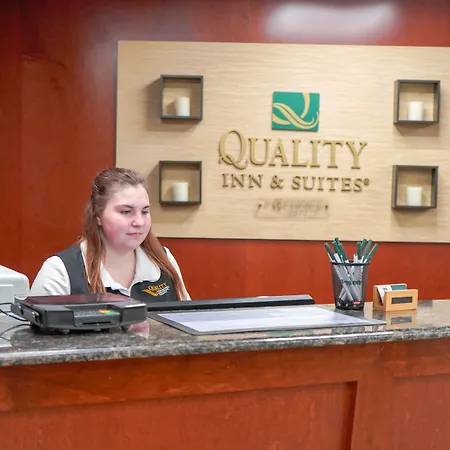 Quality Inn & Suites Coldwater Near I-69-3