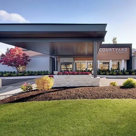 Courtyard Detroit Southfield-2