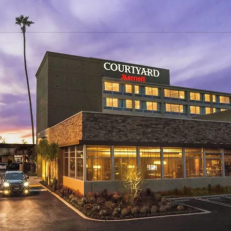 Courtyard By Marriott Los Angeles Woodland Hills-3