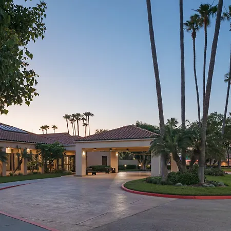 Courtyard Anaheim Buena Park-3