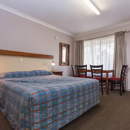 Sleepwell Motel-3