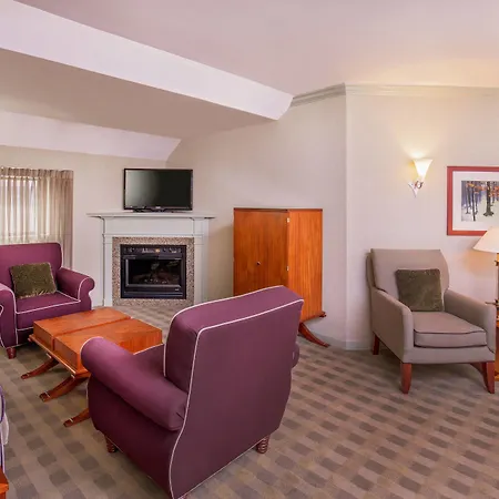 Sheraton Springfield Monarch Place Hotel-3