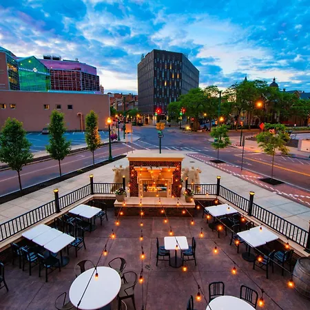 Marriott Syracuse Downtown-3