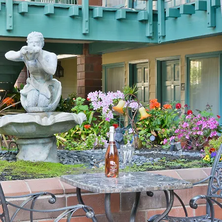 Best Western Plus Dana Point Inn-By-The-Sea-3