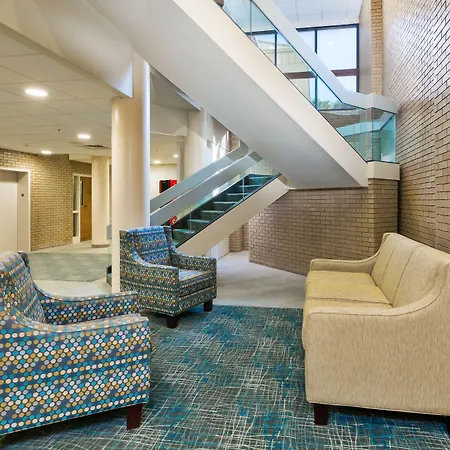 Clarion Hotel & Suites BWI Airport North-2