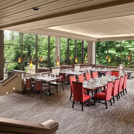Sheraton Suites Akron Cuyahoga Falls-2