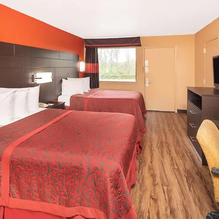 Days Inn By Wyndham Tupelo-2