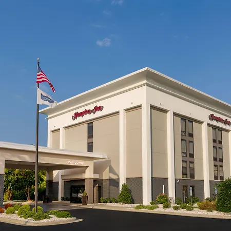 Hampton Inn Goldsboro-2