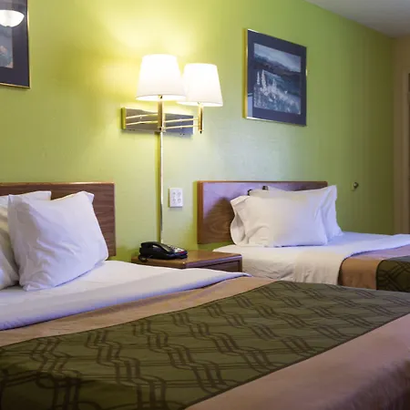 Econo Lodge Pryor-3