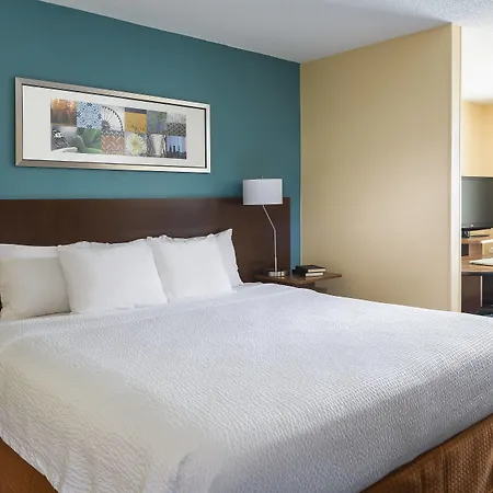 Fairfield Inn & Suites Findlay-2