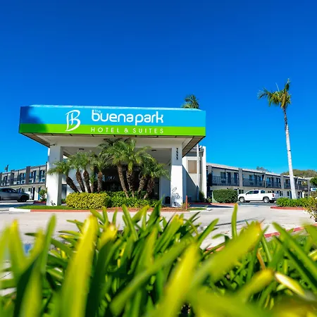 The Buena Park Hotel & Suites-3