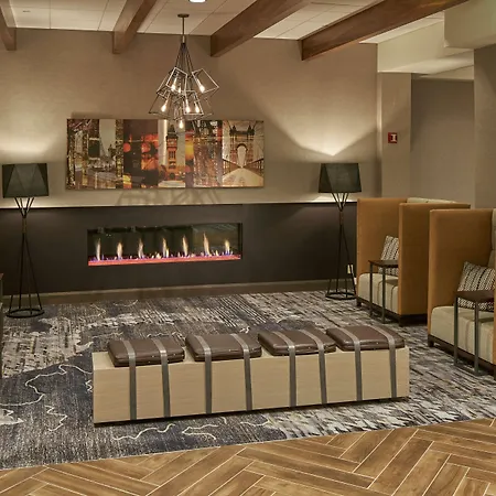 Hilton Cincinnati Airport-2