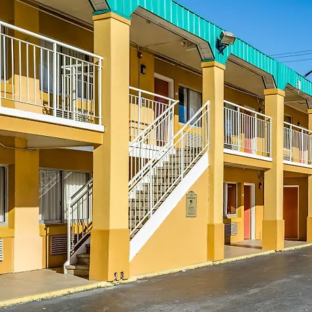 Quality Inn Charleston - West Ashley-3