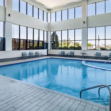 Wyndham Garden Kenosha Harborside-3