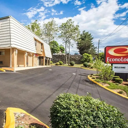 Econo Lodge Biltmore-2