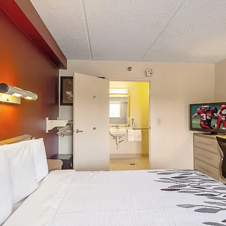 Red Roof Inn Utica-2