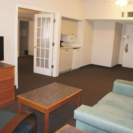 La Quinta Inn By Wyndham Kansas City Lenexa-3