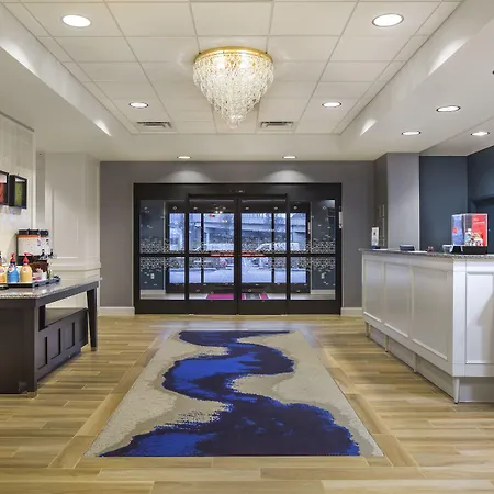 Hampton Inn & Suites Newport/Cincinnati, Ky-2