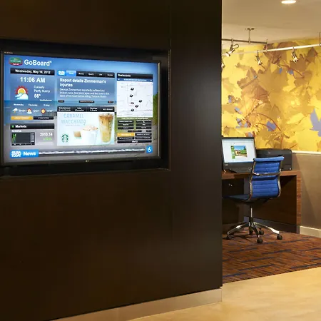 Courtyard By Marriott Detroit Warren-2