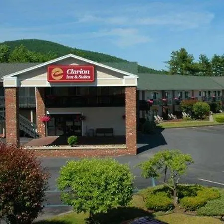 Spark By Hilton Lake George Outlets-3