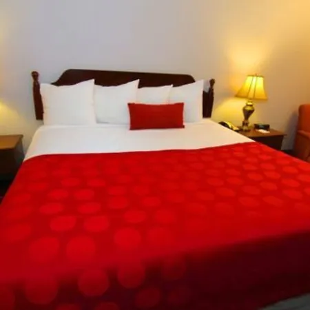 Ramada By Wyndham Henderson/Evansville-3