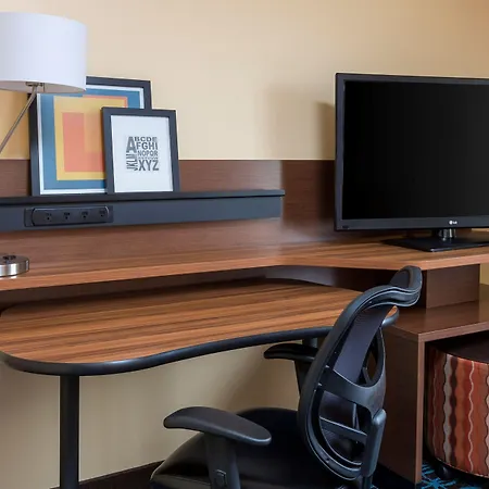 Fairfield Inn & Suites Lubbock-2
