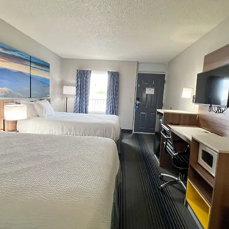 Days Inn By Wyndham Harrison-3