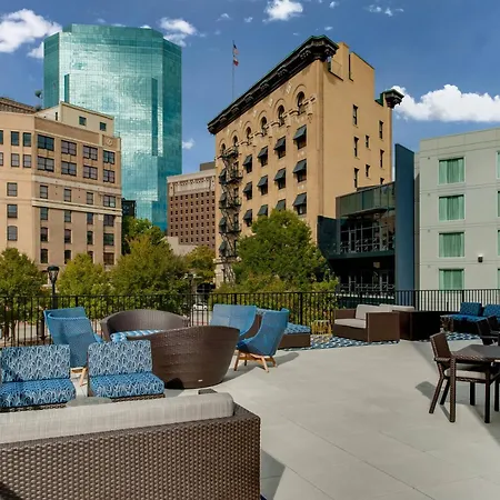 Fairfield Inn & Suites Fort Worth Downtown/Convention Center-2
