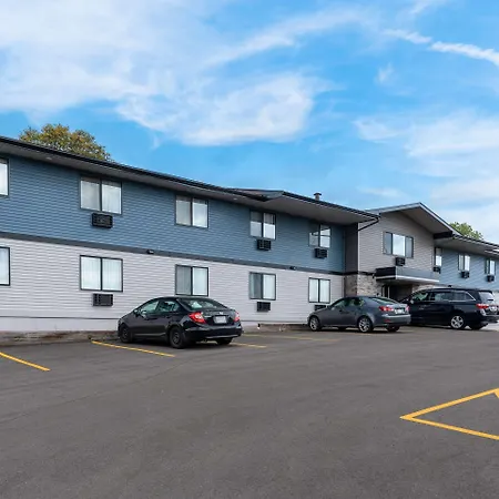 Econo Lodge Madison East-3