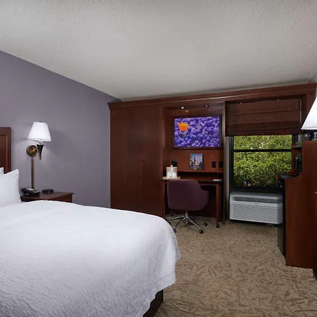 Hampton Inn Clemson-2