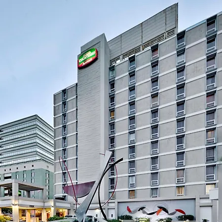 Courtyard By Marriott San Juan Miramar-3