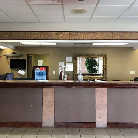 Americas Best Value Inn Laredo-2
