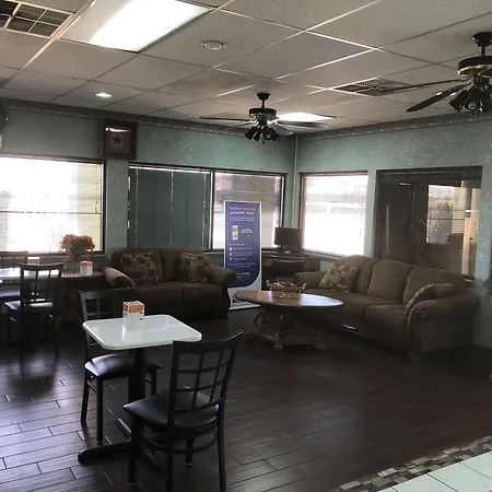 Lone Star Inn-3