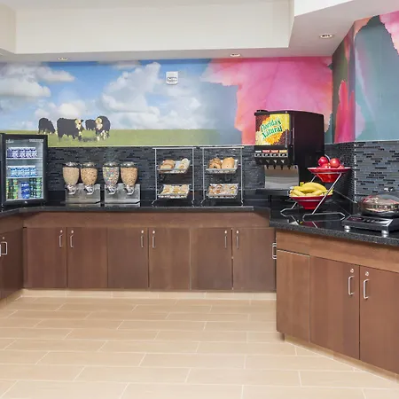 Fairfield Inn & Suites Victoria-3