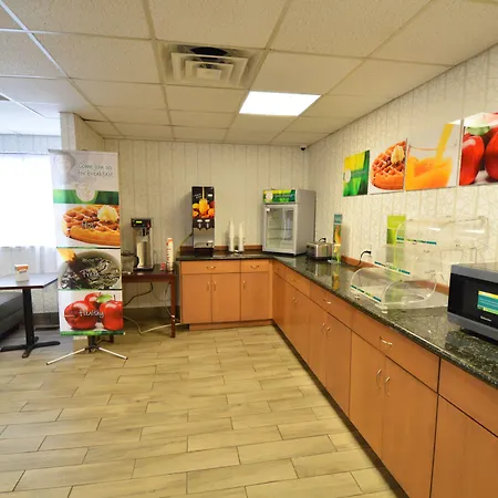 Quality Inn Alexis Rd-2