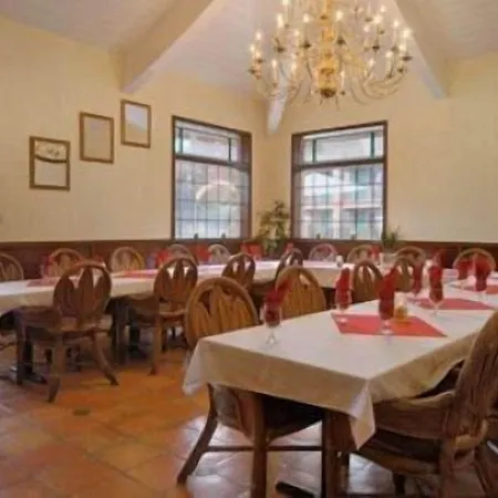 Merced Inn & Suites-3