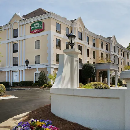 Courtyard Raleigh Crabtree Valley-2