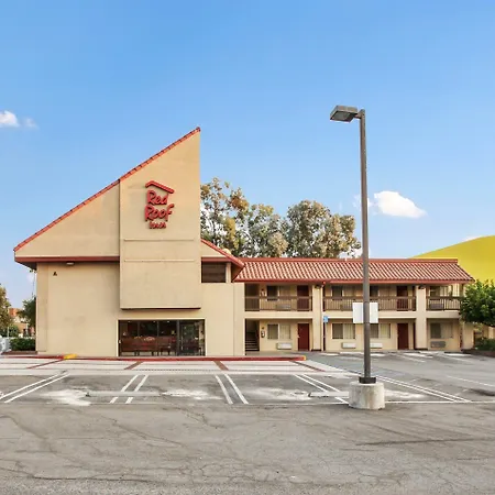 Red Roof Inn Santa Ana-2