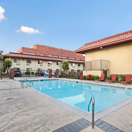 Red Roof Inn Santa Ana-3
