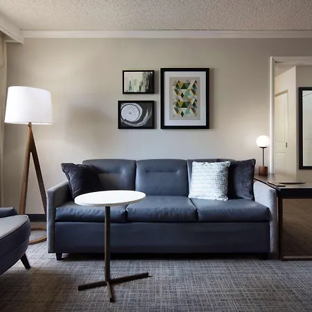 Sonesta Es Suites Fresno-2