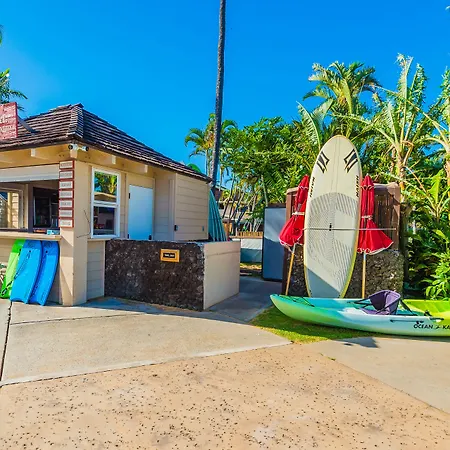 Royal Lahaina Resort & Bungalows-2