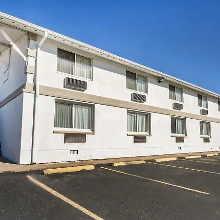 Travelodge By Wyndham Dodge City Ks-3
