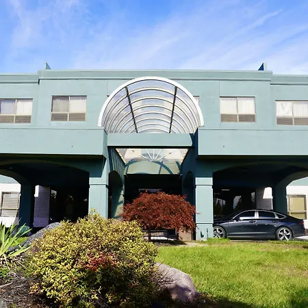 American Inn & Suites-3