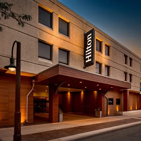 Hilton Appleton Paper Valley-2