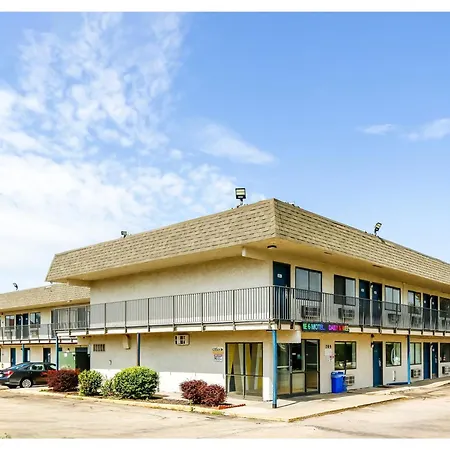 Home 6 By Townhouse Topeka Ks I 70-2