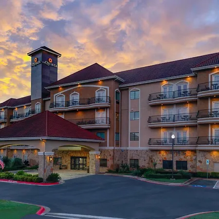 La Quinta By Wyndham Marble Falls-3